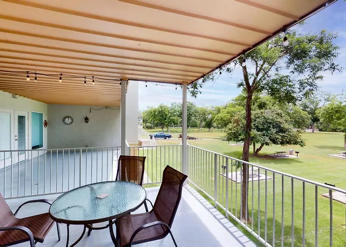 Water Wheel Resort Condo Bldgi 101
