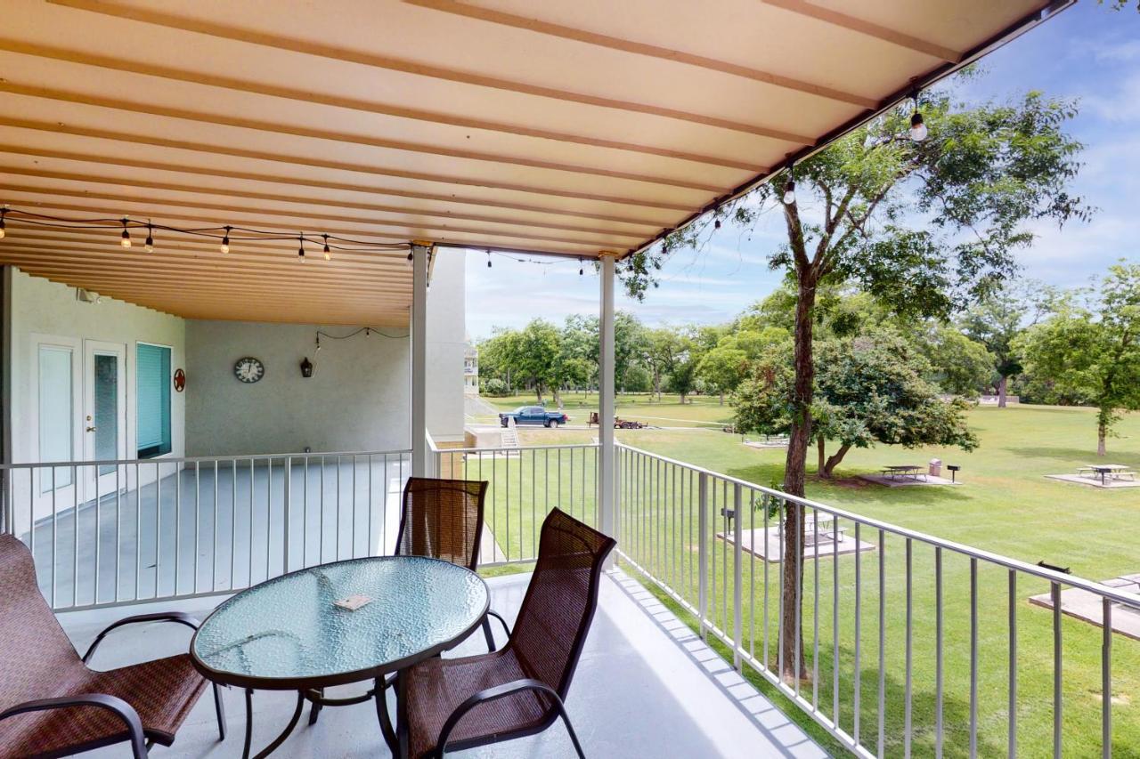 Water Wheel Bldgi 101 Apartment New Braunfels